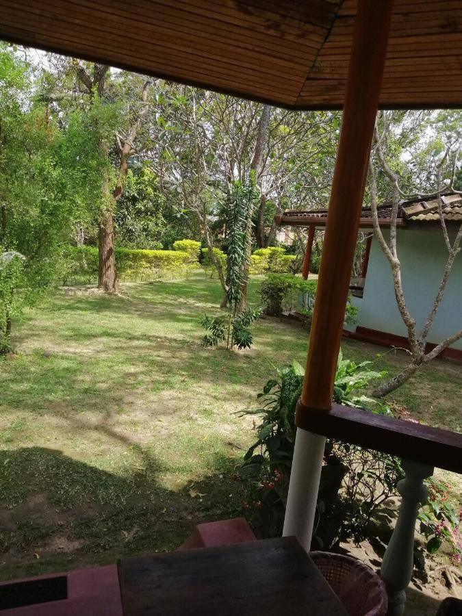 Calm Garden Cabanas Tangalle Exterior foto
